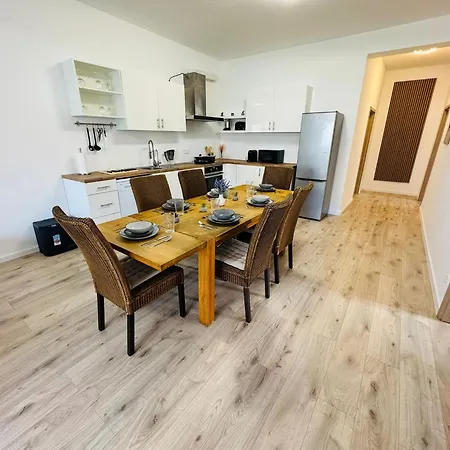 Rheinzeit Koeln Bonn * נידרקאסל